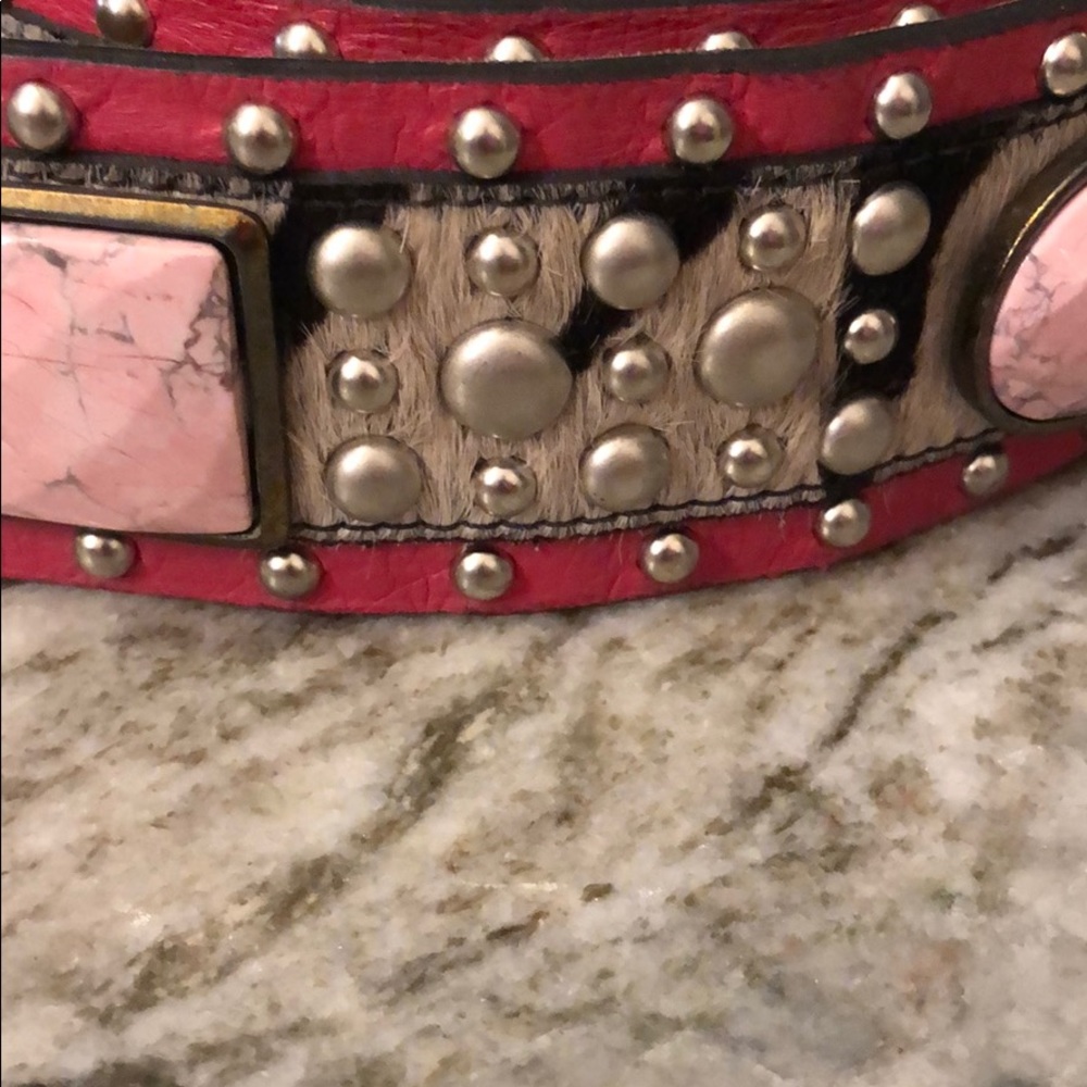 Pink leather belt. 2 1/4 inches wide - Picture 3 of 3